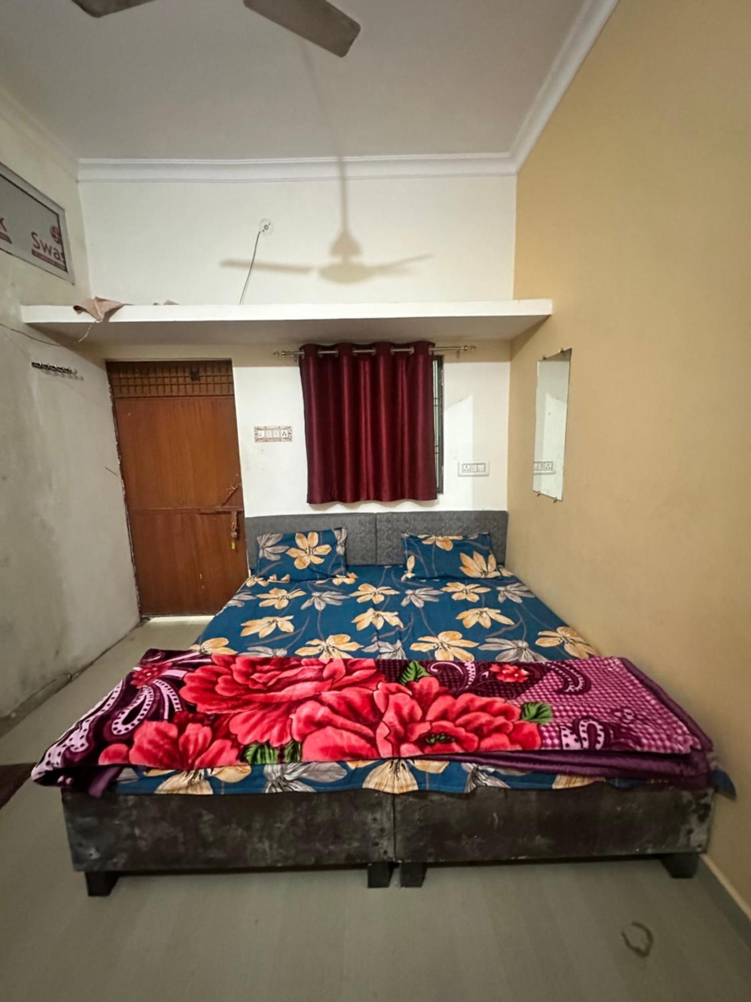 Khatu Shyam Guest House Ayodhya Exteriér fotografie