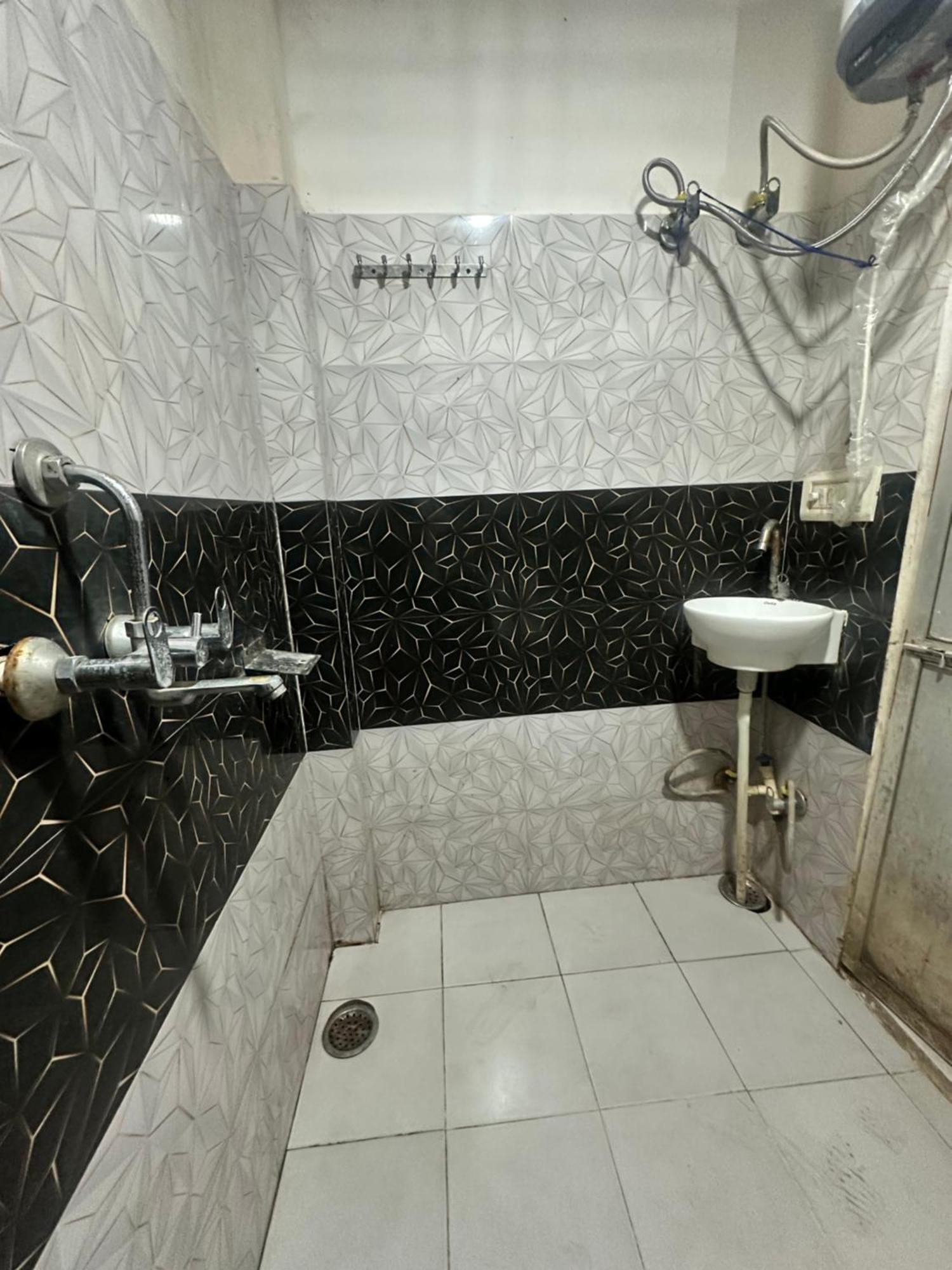 Khatu Shyam Guest House Ayodhya Exteriér fotografie