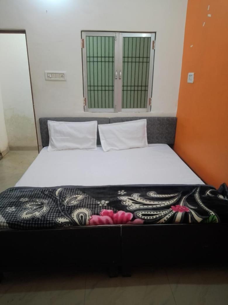 Khatu Shyam Guest House Ayodhya Exteriér fotografie